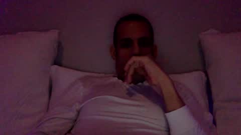 Snapshot of happy2334 chatting on February 17, 4:35 pm skysky6969 online show from February 17, 4:35 pm