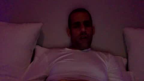 Snapshot of happy2334 chatting on February 18, 5:42 pm skysky6969 online show from February 18, 5:42 pm