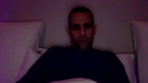 Snapshot of happy2334 chatting on February 21, 5:58 pm skysky6969 online show from February 21, 5:58 pm