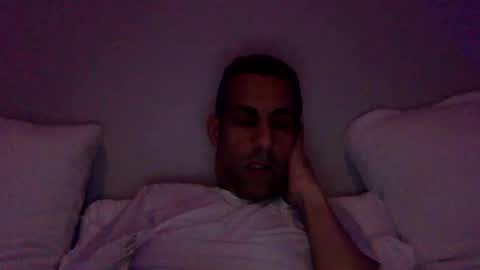 Snapshot of happy2334 chatting on March 5, 5:31 pm skysky6969 online show from March 5, 5:31 pm