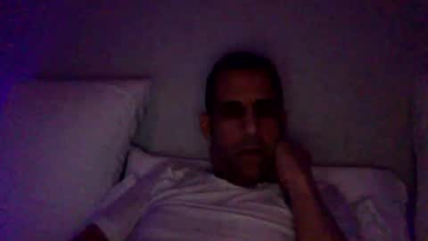 Snapshot of happy2334 chatting on March 7, 5:32 pm skysky6969 online show from March 7, 5:32 pm