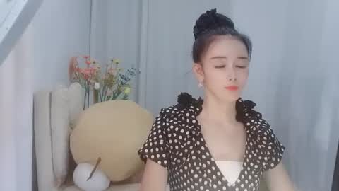 Daisy online show from July 6, 3:03 pm