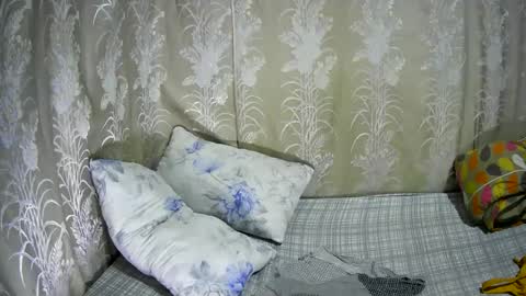 Snapshot of happysonia chatting on June 15, 9:28 pm happysonia online show from June 15, 9:28 pm