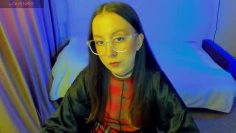 Stephanie online show from May 23, 2:54 pm