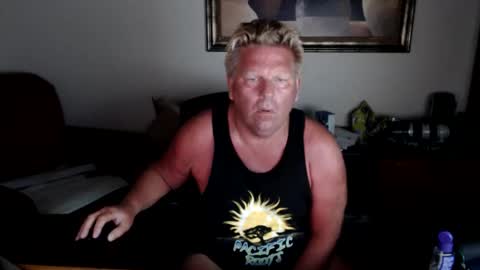 Steele and Cassie online show from March 23, 7:23 am
