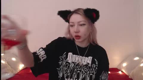 Emily online show from February 17, 10:16 pm