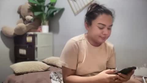 Snapshot of hardfucking_kelly chatting on March 19, 3:43 am jessabelle online show from March 19, 3:43 am