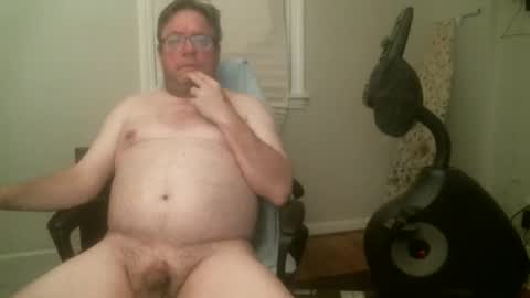 Snapshot of hardmik chatting on February 15, 8:02 am Mik online show from February 15, 8:02 am