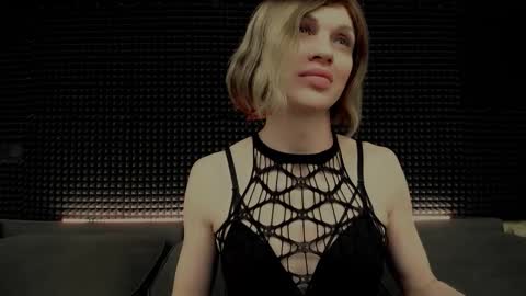 Miss Hardy online show from February 27, 4:56 am