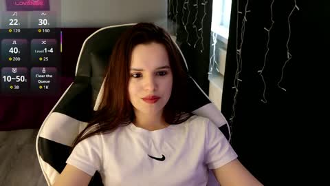 Snapshot of harleen_moore chatting on May 18, 5:02 am Harleen online show from May 18, 5:02 am