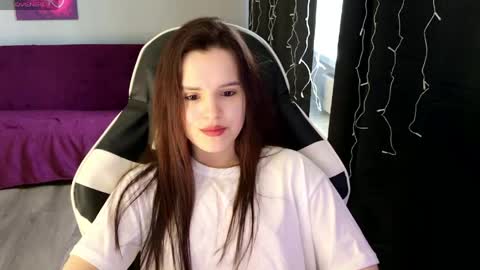 Snapshot of harleen_moore chatting on May 25, 5:02 am Harleen online show from May 25, 5:02 am