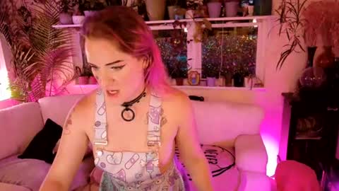 Harley Lockhart online show from July 13, 4:26 am