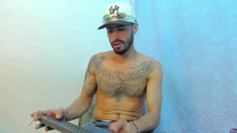 Snapshot of harold_999 chatting on April 10, 8:46 pm harold_999 online show from April 10, 8:46 pm