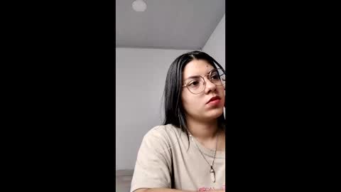 Snapshot of harper_ks1 chatting on May 26, 2:29 am Harper online show from May 26, 2:29 am