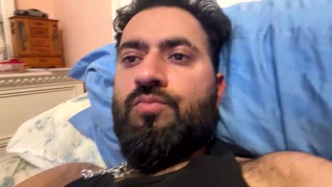 Snapshot of harry11009 chatting on January 14, 12:49 am harry11009 online show from January 14, 12:49 am