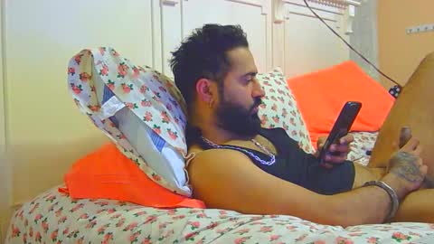 Snapshot of harry11009 chatting on March 7, 1:13 am harry11009 online show from March 7, 1:13 am