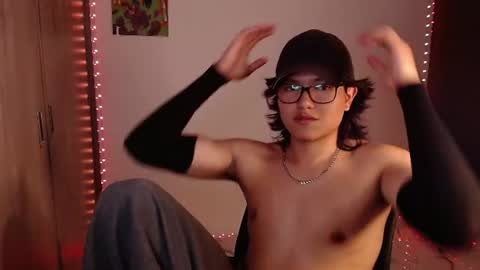 Snapshot of haru_boi chatting on June 21, 4:37 am Haru online show from June 21, 4:37 am