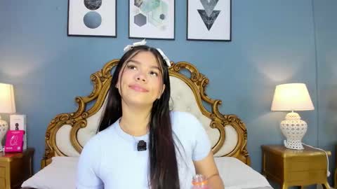 hatsajones online show from February 18, 4:08 am