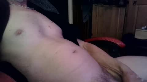 Snapshot of hawkwind2015 chatting on April 3, 11:14 pm hawkwind2015 online show from April 3, 11:14 pm