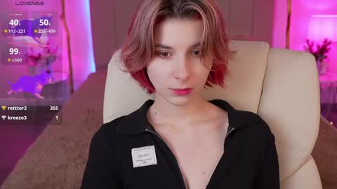 Snapshot of haylaamber chatting on December 9, 2:13 am haylaamber online show from December 9, 2:13 am