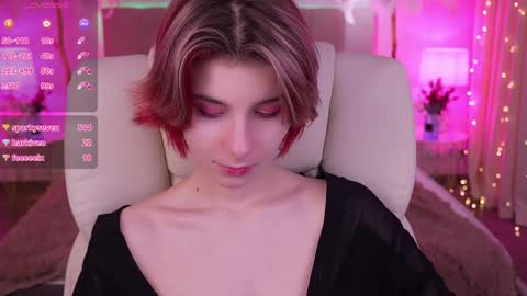 Snapshot of haylaamber chatting on December 24, 5:38 am haylaamber online show from December 24, 5:38 am