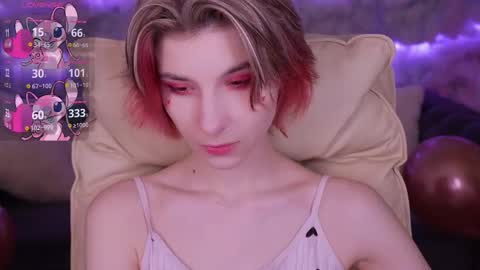 Snapshot of haylaamber chatting on February 15, 2:11 pm haylaamber online show from February 15, 2:11 pm