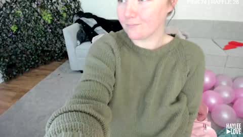 Haylee Love online show from March 7, 1:35 am