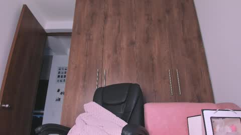 Hazel Mafia online show from April 28, 10:59 pm