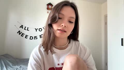 Kira online show from April 24, 10:39 am