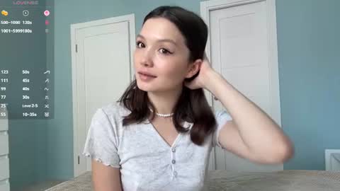 Kira online show from July 19, 1:15 pm