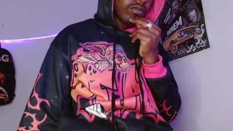 hazlan_420 online show from April 9, 12:43 pm