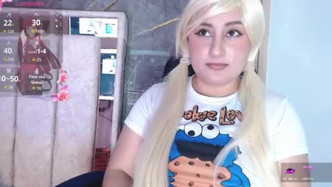 Snapshot of hazumi_tsu chatting on May 16, 8:07 pm hazumi_tsu online show from May 16, 8:07 pm