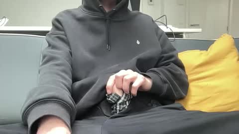 hchappel19 online show from April 19, 11:42 am