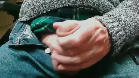 Eddy online show from December 13, 2:27 pm