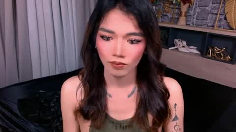 HEATHER online show from May 19, 9:15 am