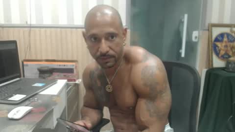 hebertgomes online show from May 27, 11:35 pm