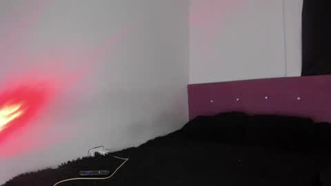 Snapshot of heellboy_ chatting on July 28, 9:36 pm heellboy_ online show from July 28, 9:36 pm