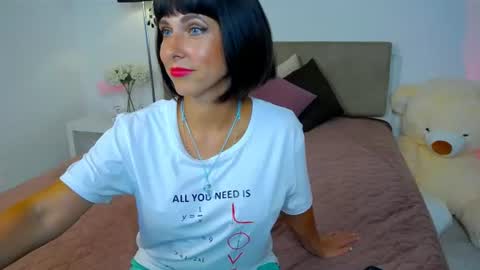 heidieraven online show from July 13, 2:09 pm