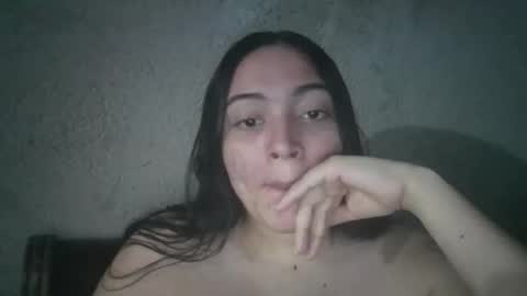 Snapshot of heidy_cherry chatting on May 25, 3:12 am heidy_cherry online show from May 25, 3:12 am