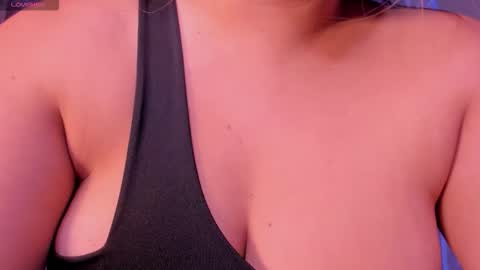 Heidy online show from October 28, 3:32 am