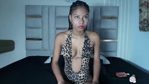 heidygonzales online show from March 28, 11:21 am