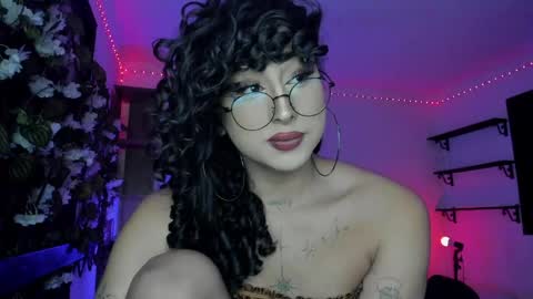 Heka Prudence online show from April 19, 4:01 am