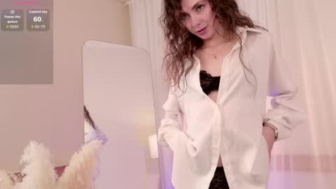 Scarlet online show from May 21, 11:06 am