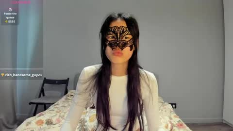 Hi I am Helen online show from May 31, 2:09 am