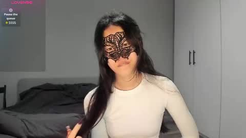 Hi I am Helen online show from June 30, 2:12 am