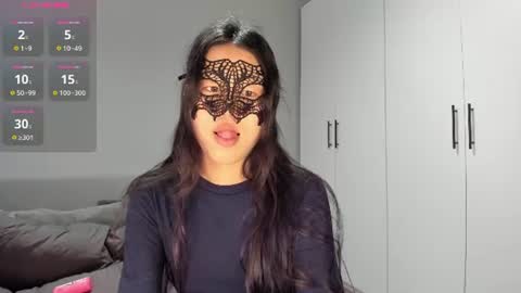 Hi I am Helen online show from July 7, 2:14 am