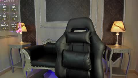 Helen or Hells online show from October 16, 12:28 pm