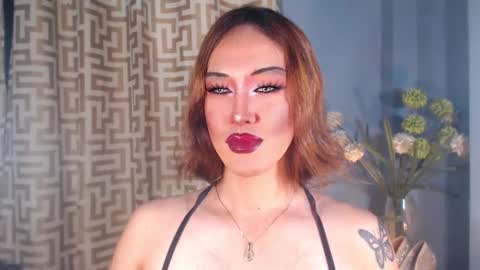 hellatarahathor online show from April 18, 12:53 pm