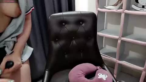 hellokitty_sexy online show from July 7, 7:23 am