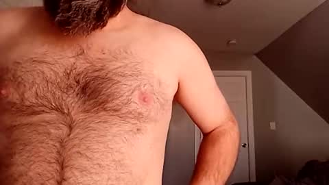 helpmecum1033 online show from March 4, 6:58 pm